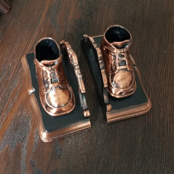 Vintage Bookends - Solid Heavy Bronze Baby Shoes - Picture 1 of 8